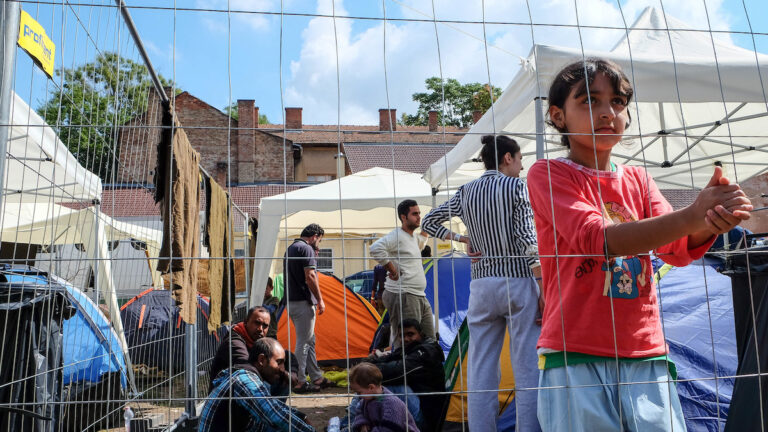 Pacte migratoire européen : une réforme au prix des droits fondamentaux