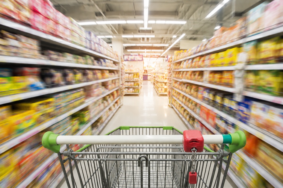 Photo d'un chariot dans un hypermarché