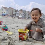 Enfant sur une plage du Nord de la France. (Photo O.P.)