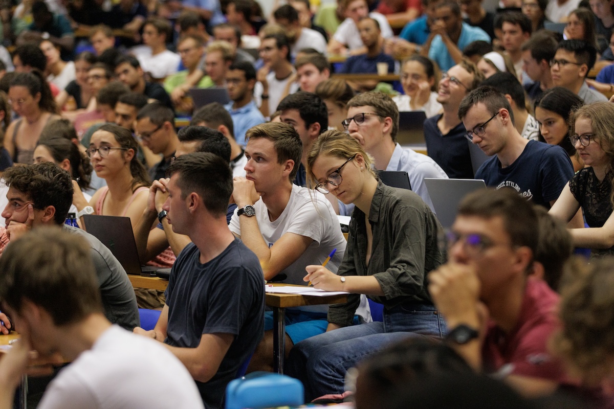 APL : pourquoi 350 000 étudiants pourraient perdre tout ou partie de leur aide au logement