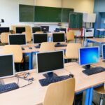 salle d'informatique à l'école