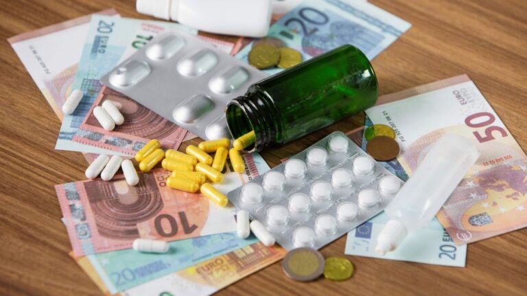 Faute de médecin, le prix fort de l’automédication